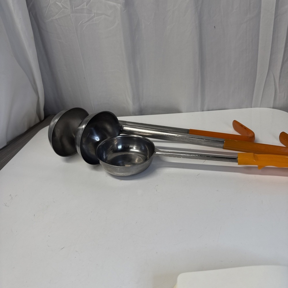 lot of 3 ladles 8 oz with long handles